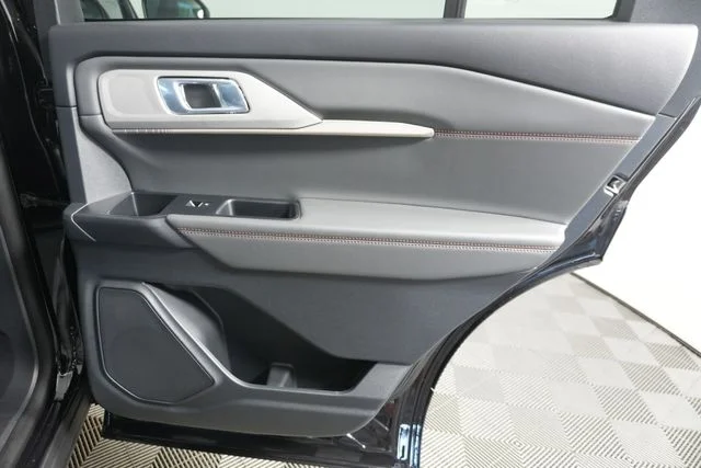 New 2026 Agate Black Metallic Ford Active image 29