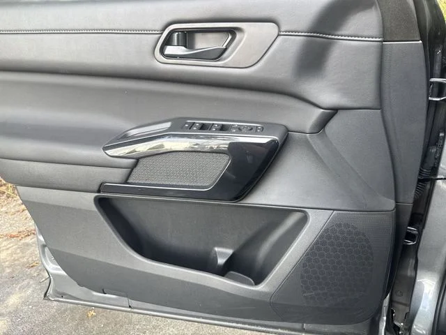 Used 2026 Gray Nissan SV image 28