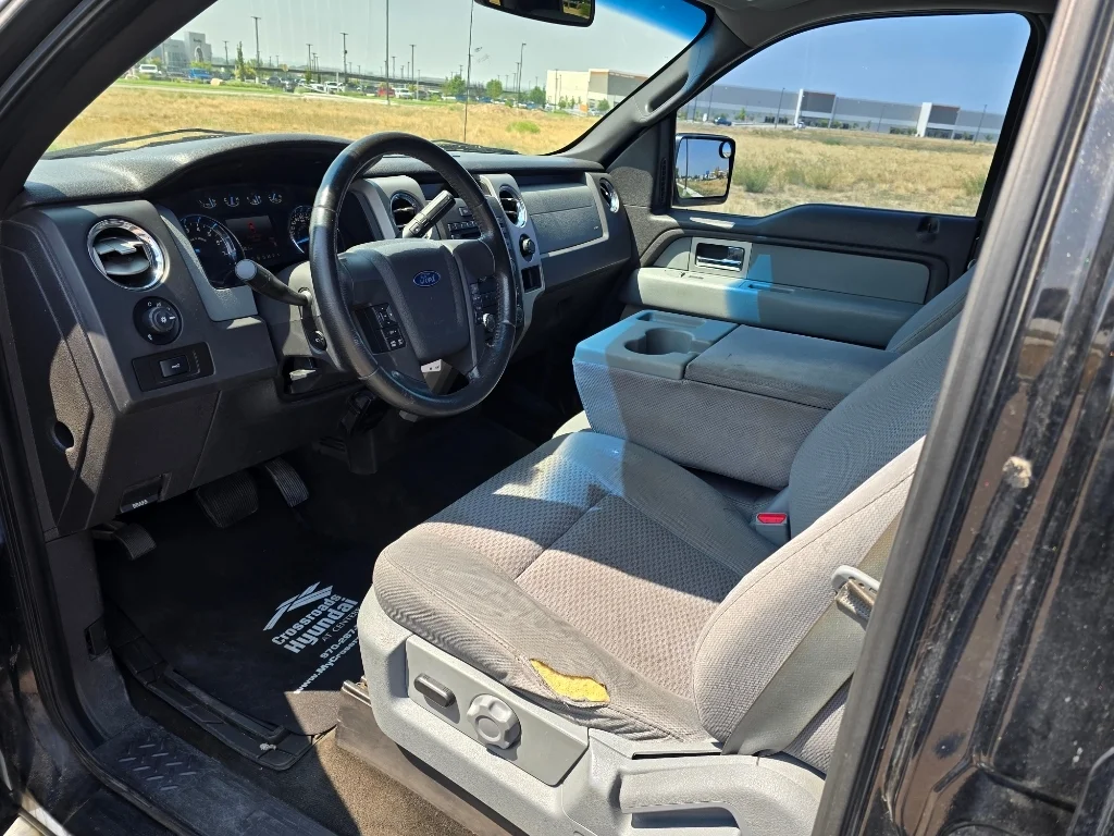 Used 2011 Tuxedo Black Metallic Ford XLT image 26