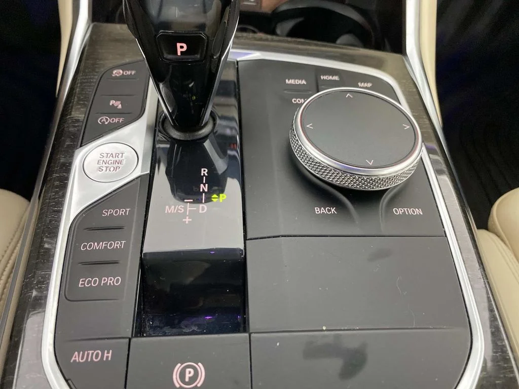 Used 2020 White Metallic BMW 330i xDrive image 22