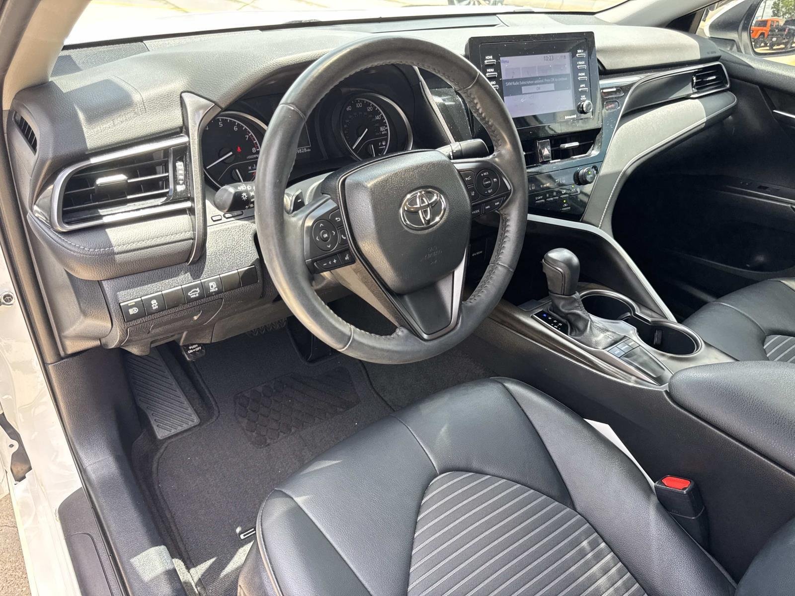Used 2023 Ice Cap Toyota SE Nightshade image 17