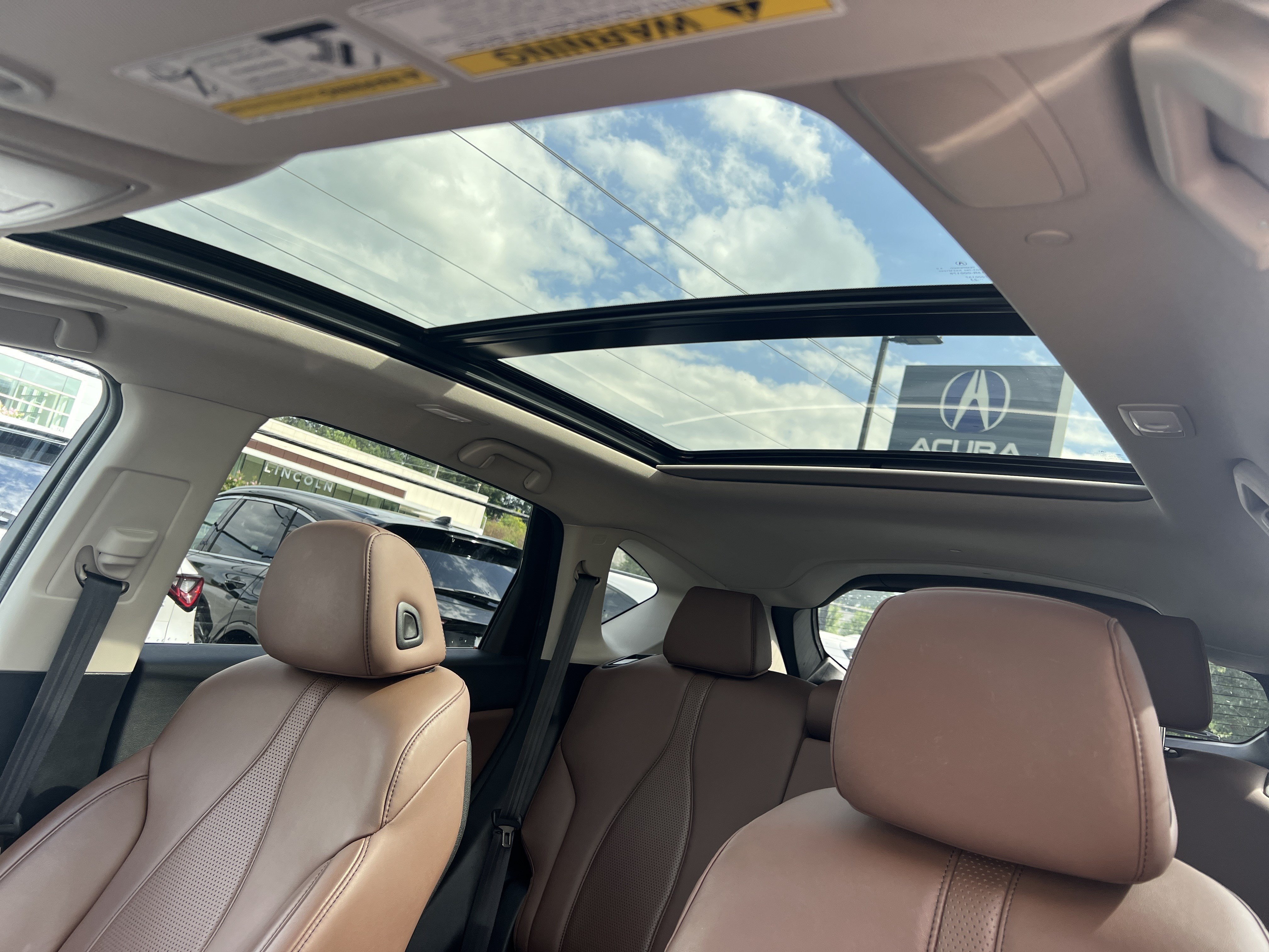 Used 2023  Acura w/Technology Package image 8