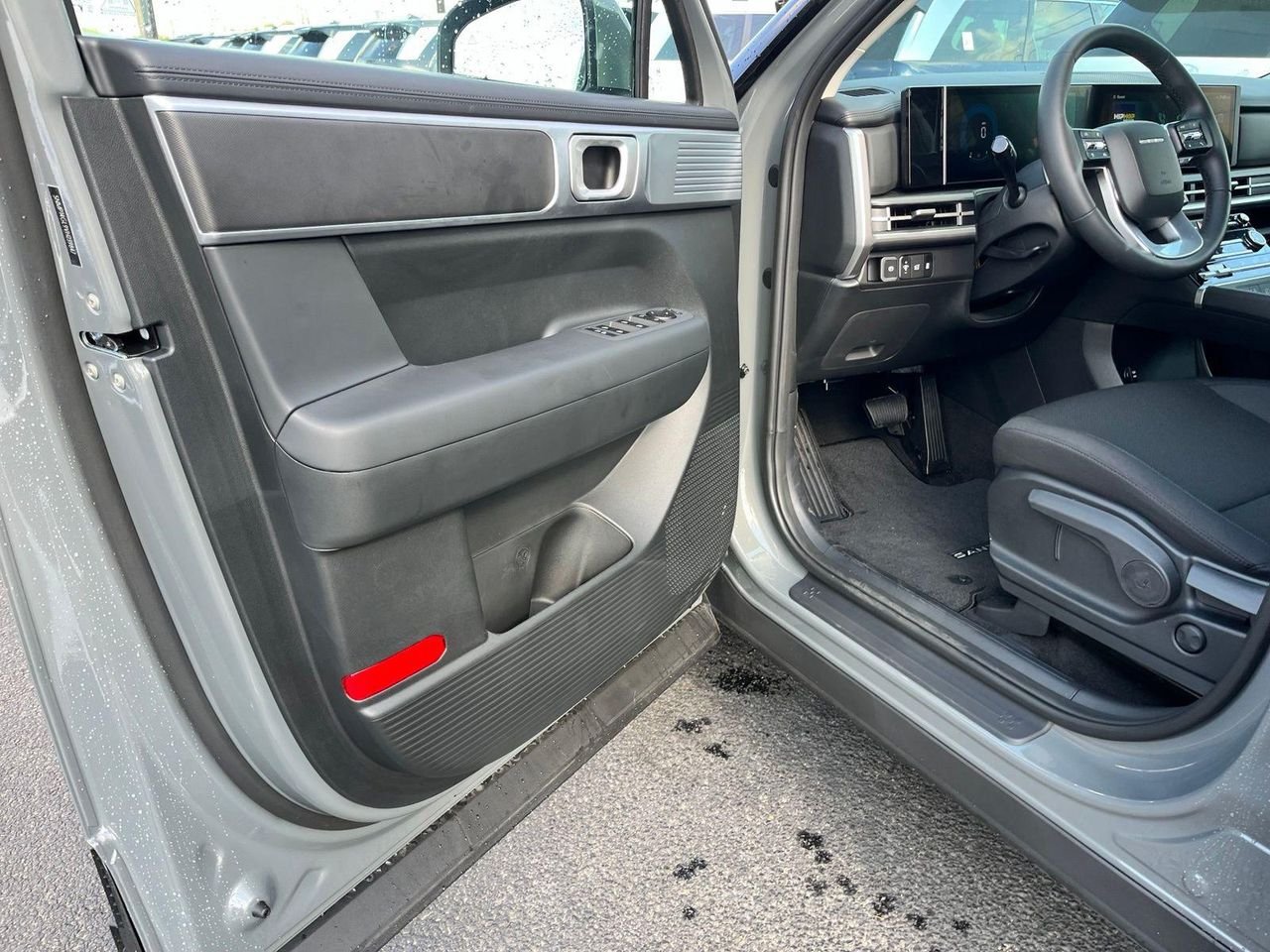 New 2027 Gray Hyundai SE FWD image 14