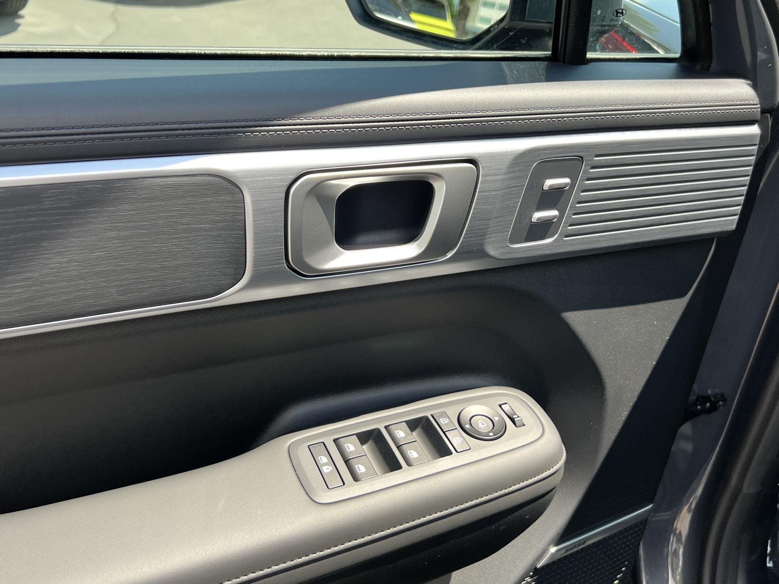 New 2026 Ecotronic Gray Hyundai Limited 6P image 31