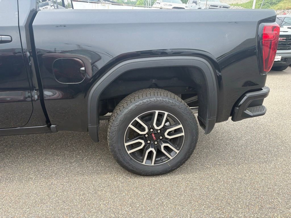 New 2026 Onyx Black GMC AT4 image 8