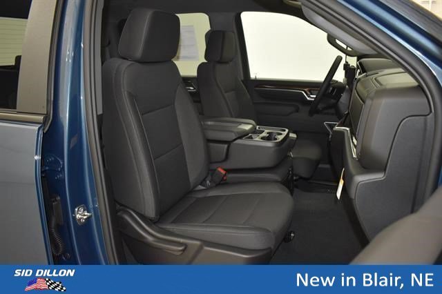 New 2026 Lakeshore Blue Metallic Chevrolet LT image 8