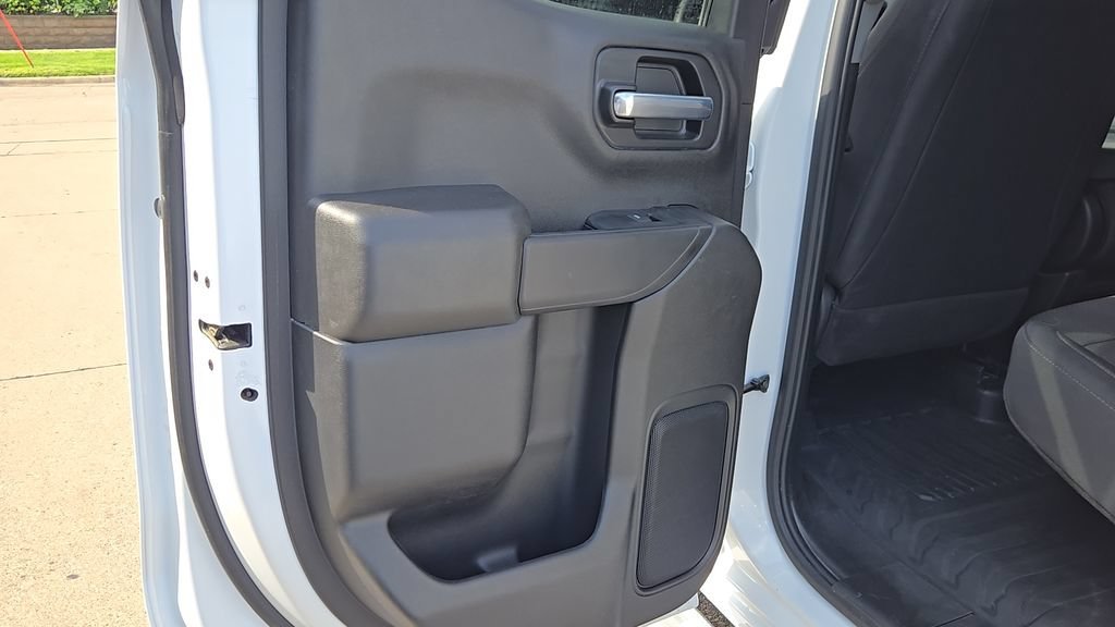 Used 2025 Summit White Chevrolet WT image 19