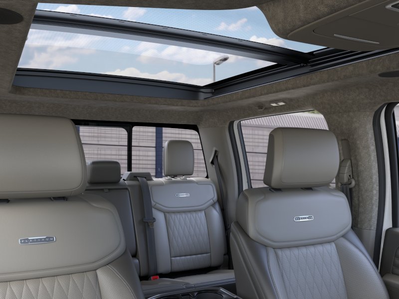 New 2026 Star White Metallic Tri-Coat Ford Platinum® image 22