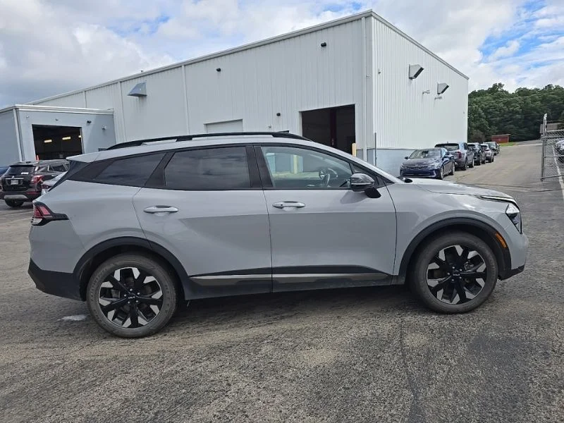 Used 2023 Gray Kia X-Line image 9