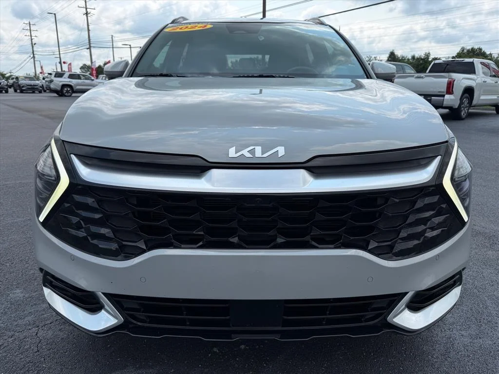 Used 2024 Wolf Gray C7s Kia SX-Prestige image 3