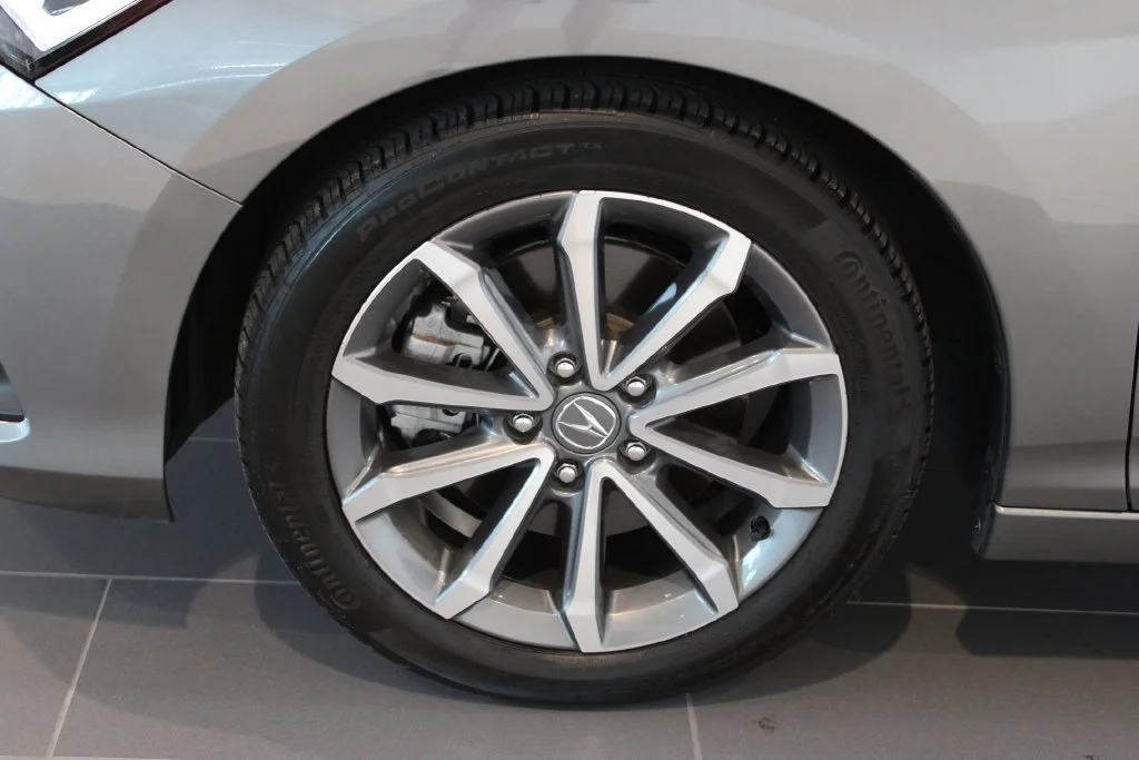 Used 2024 Gray Acura Base image 29