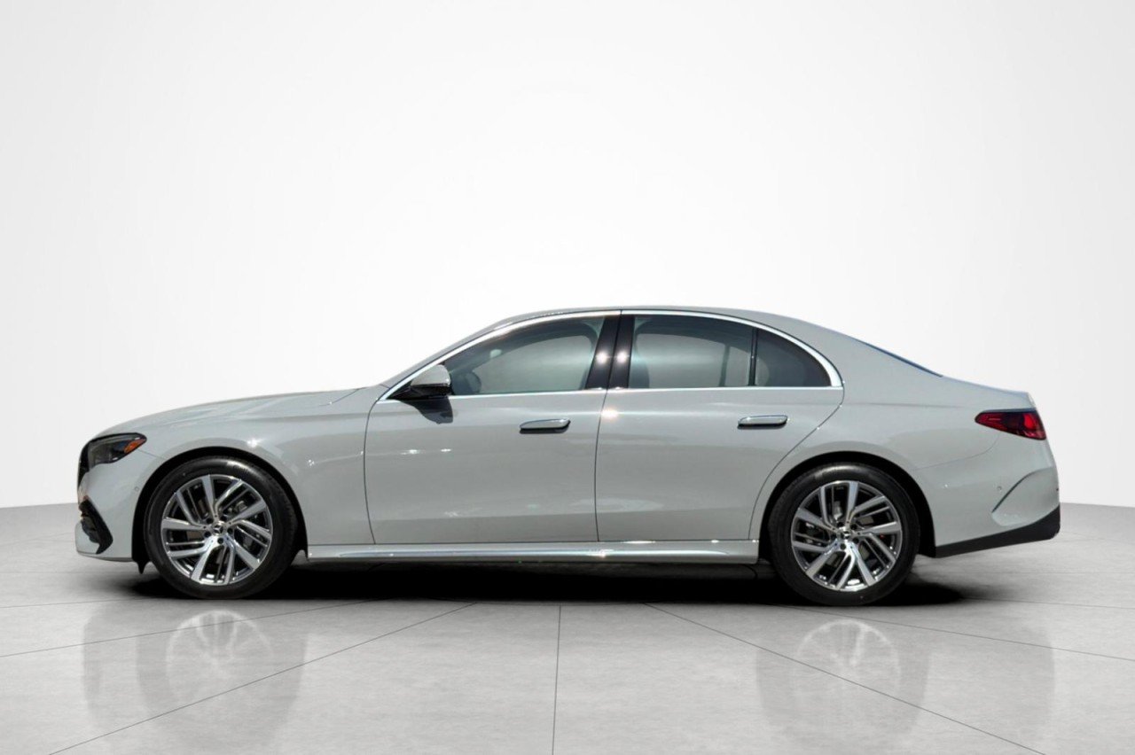 New 2026 MANUFAKTUR Alpine Grey Mercedes-Benz E 350 RWD Sedan image 2