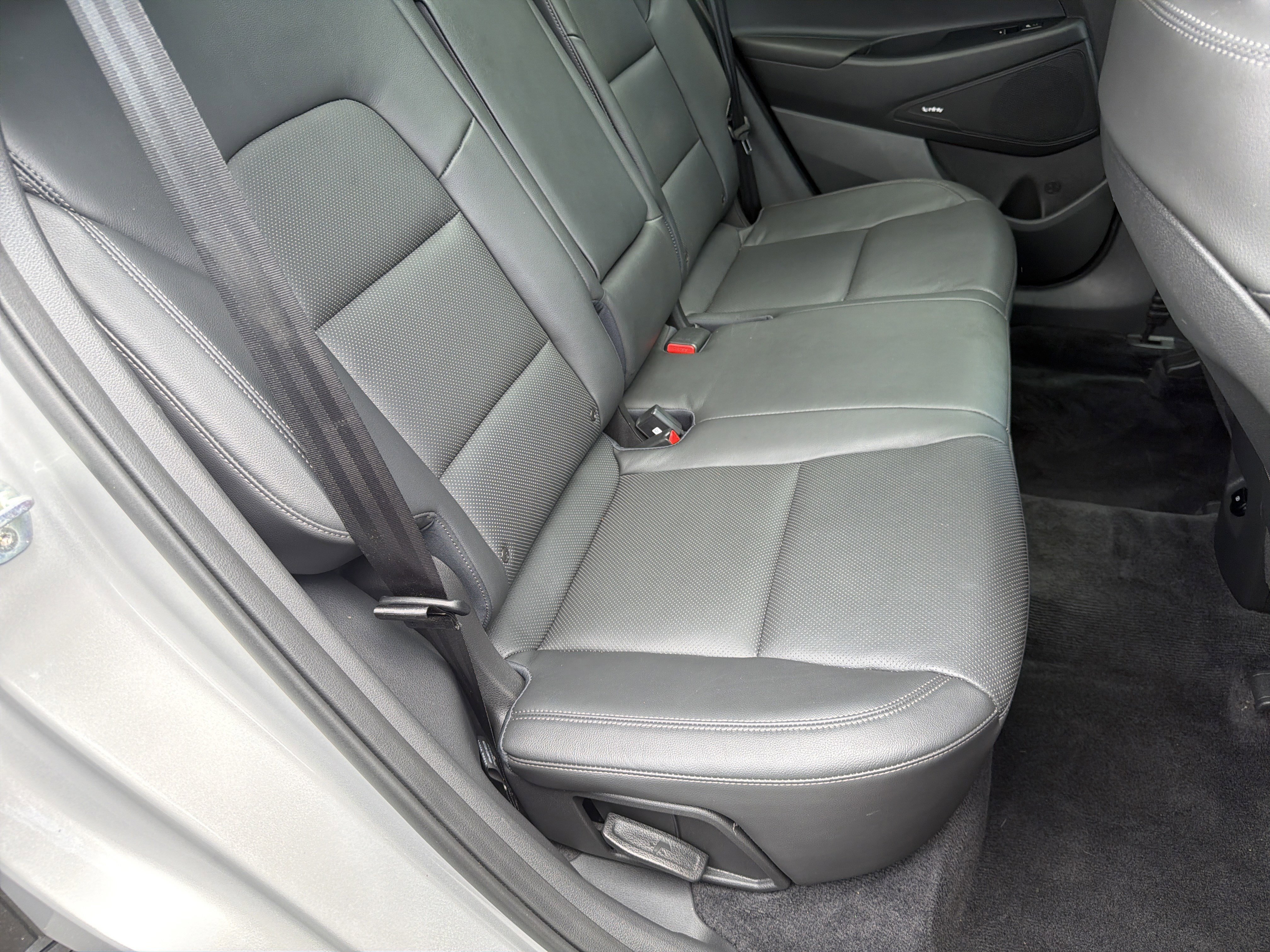 Used 2021 Stellar Silver Hyundai Ultimate image 18