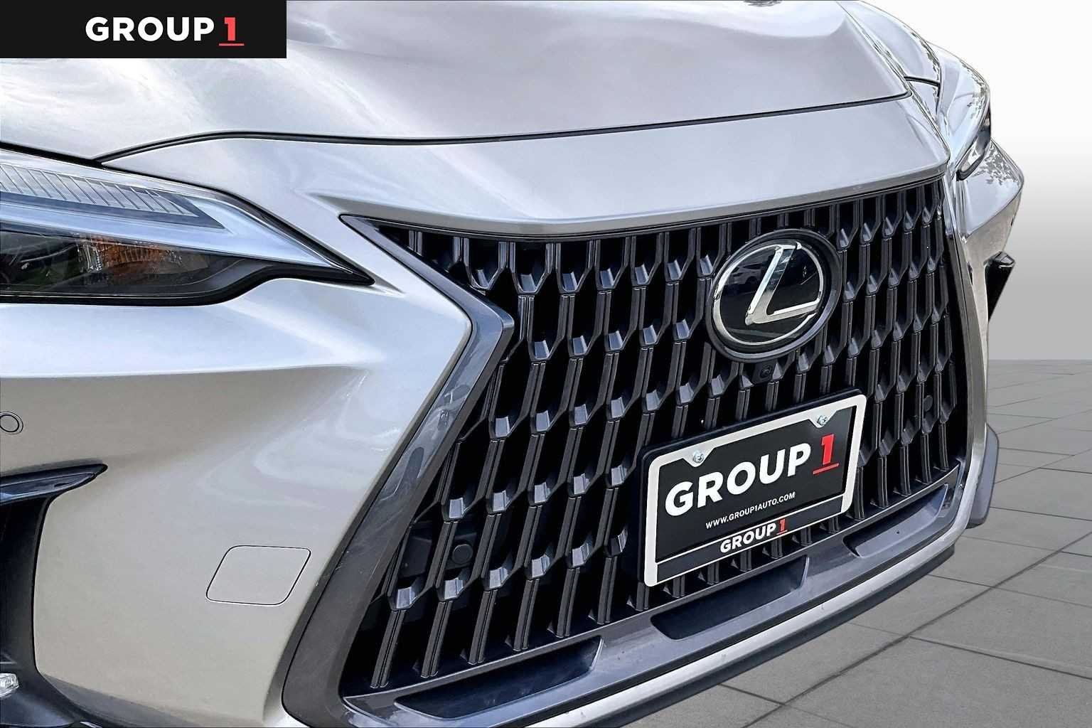 Used 2026 Atomic Silver Lexus Premium image 27