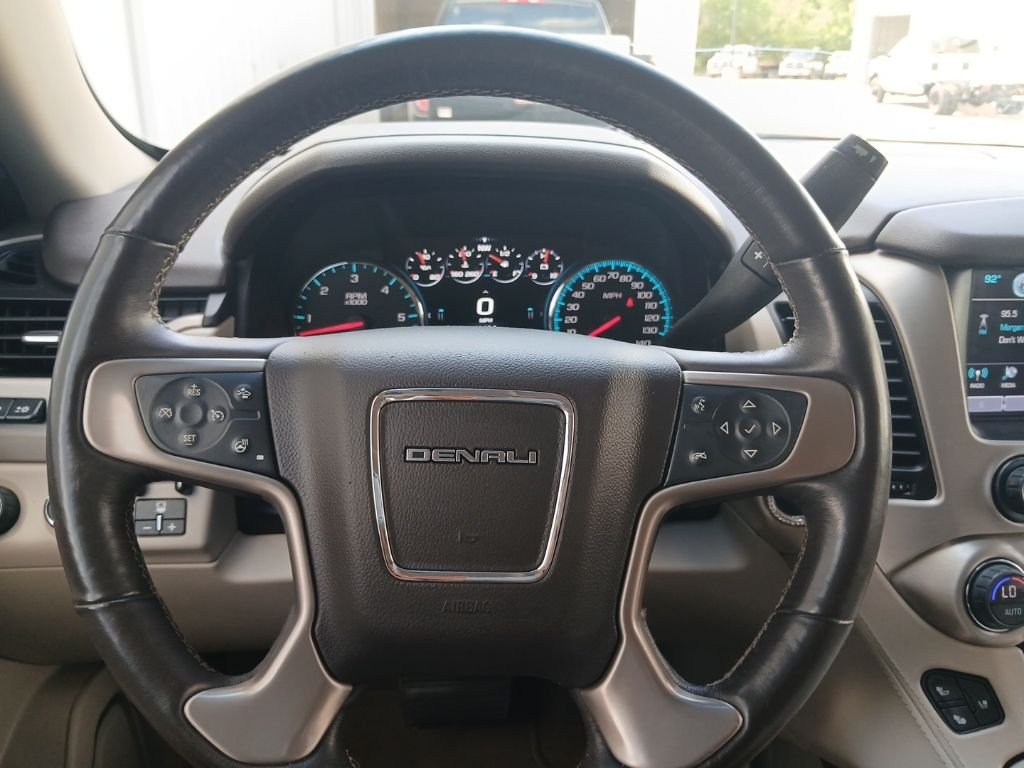 Used 2017 White GMC Denali image 17