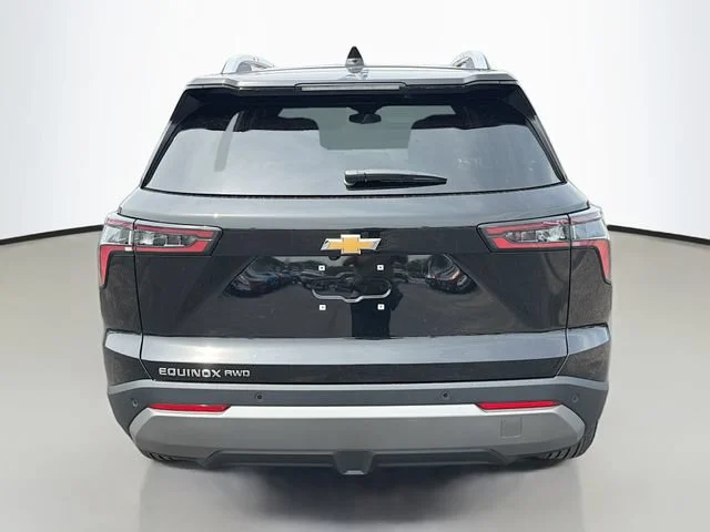 2027 Chevrolet Equinox LT - Photo 9