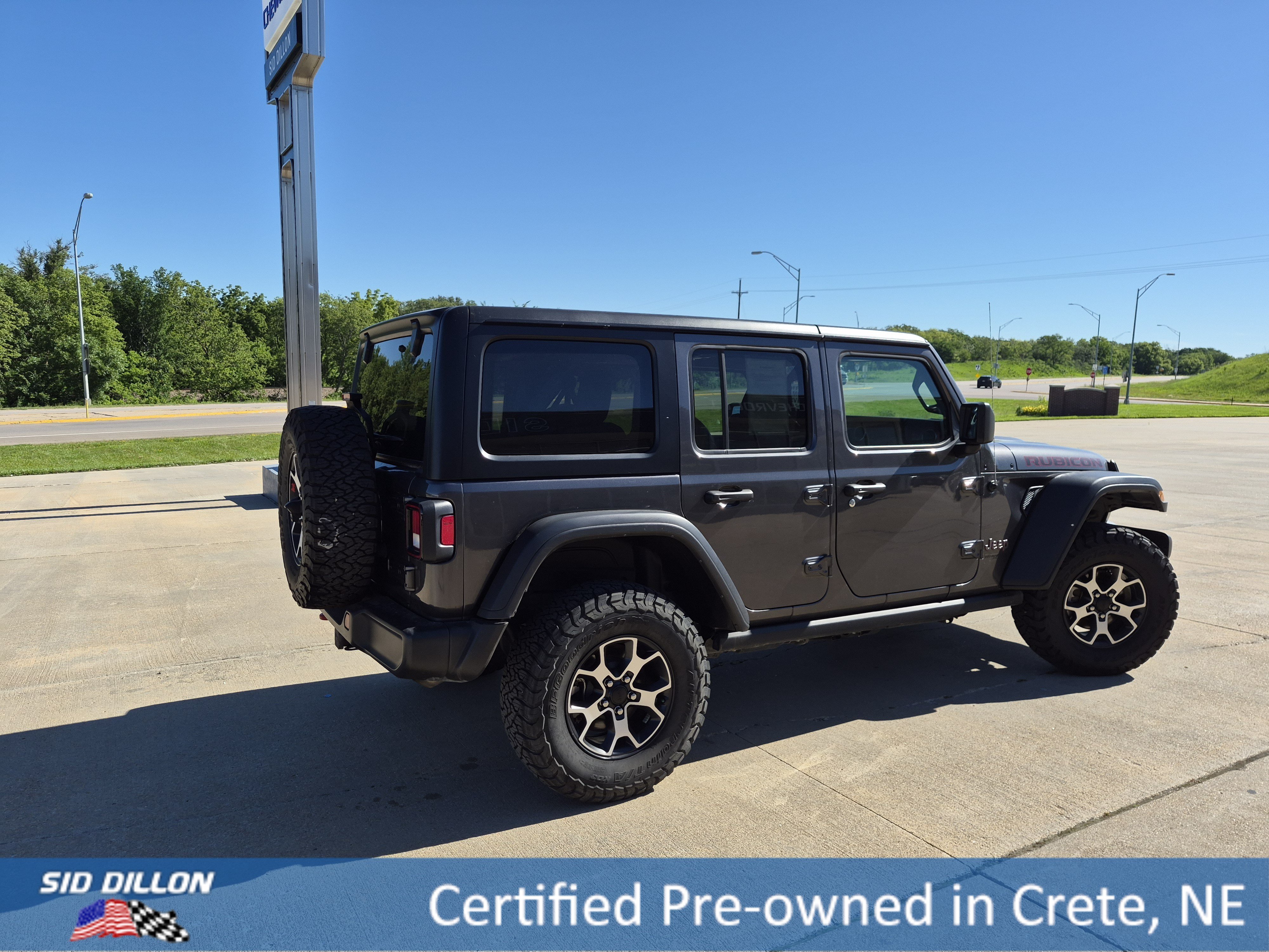 Used 2022 Granite Crystal Clearcoat Metallic Jeep Unlimited Rubicon image 13