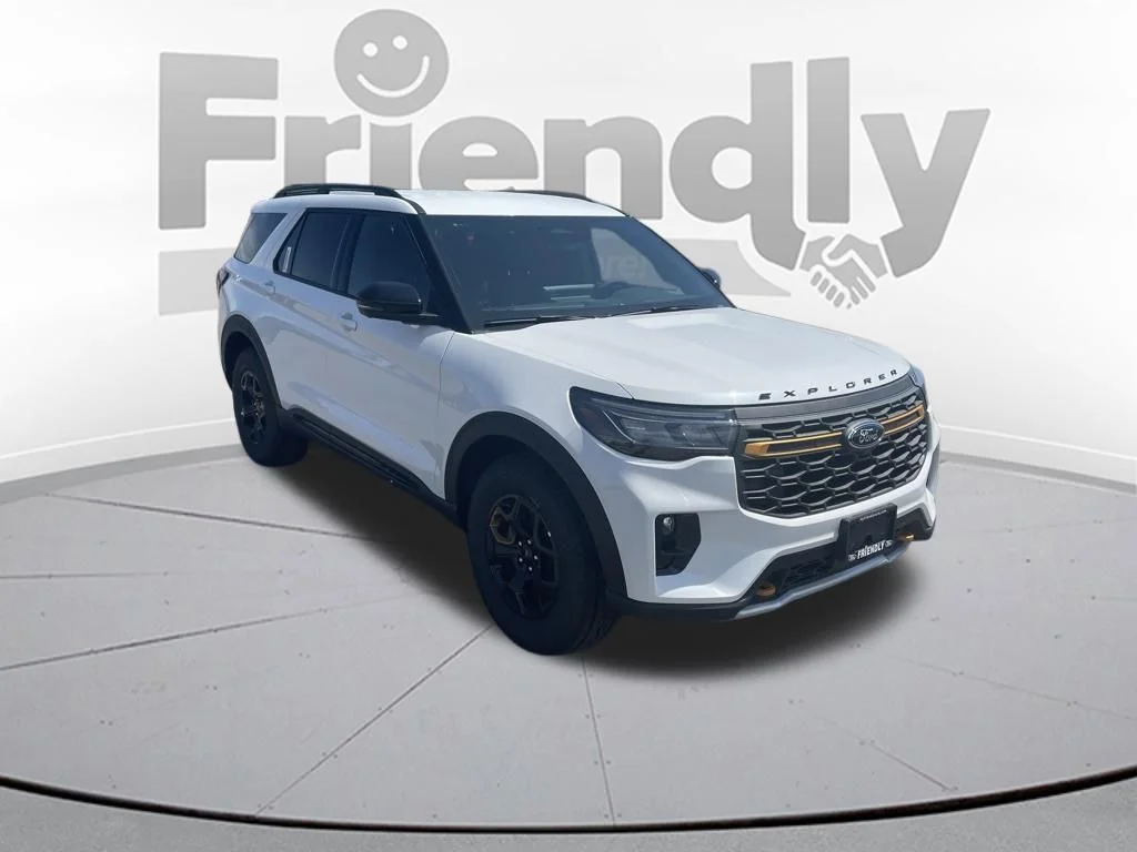 New 2026 Star White Metallic Tri-Coat Ford Tremor® image 3