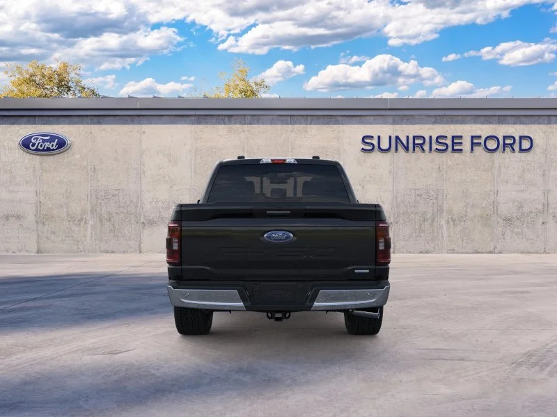 New 2023 Agate Black Metallic Ford XLT image 5
