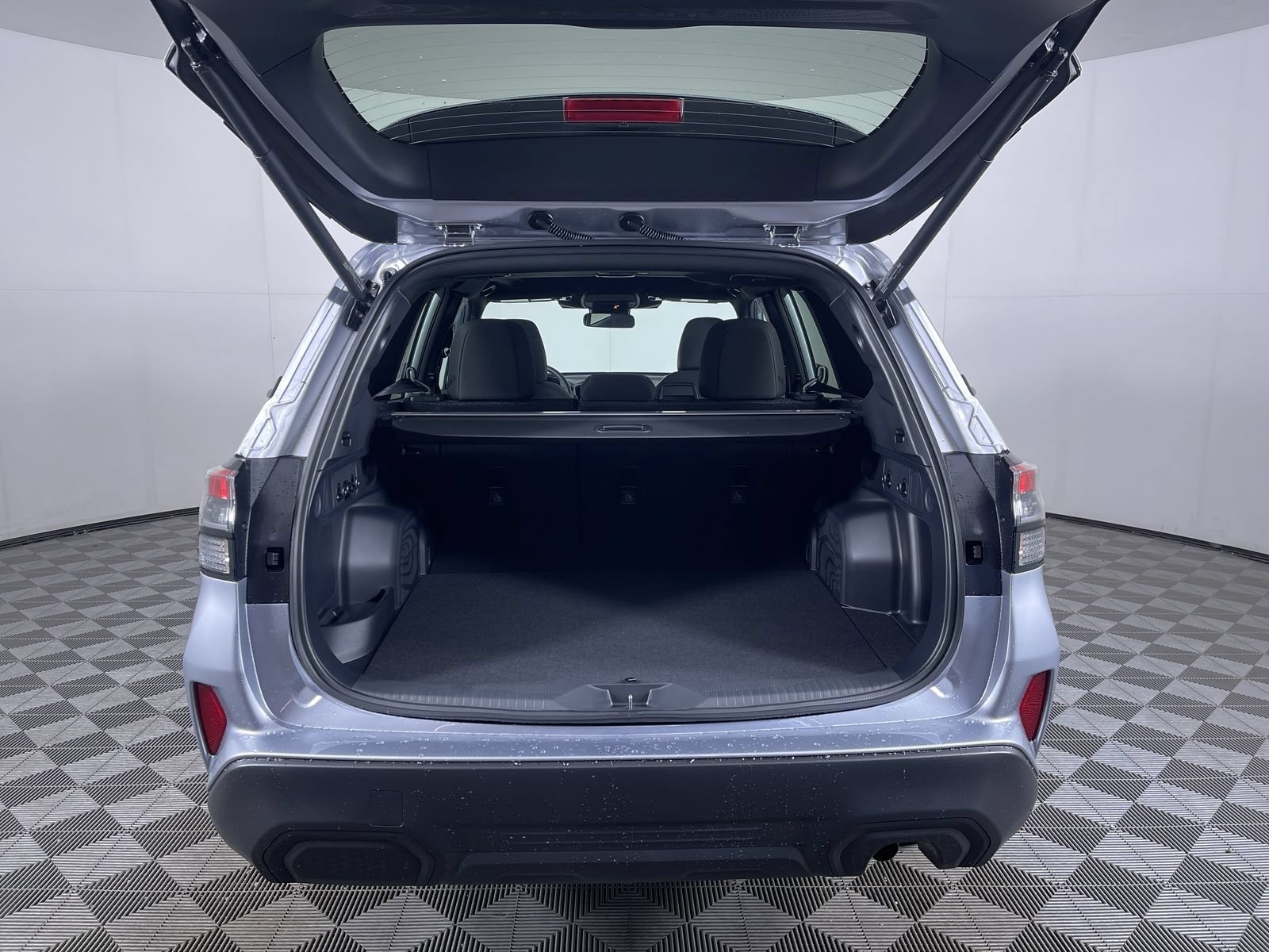 New 2026 ICE SILVER METALLIC Subaru Premium Hybrid image 24