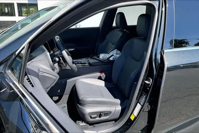 2026 Lexus RX 450h+ Premium - Photo 9