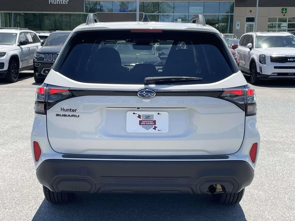 2025 Subaru Forester Premium - Photo 25