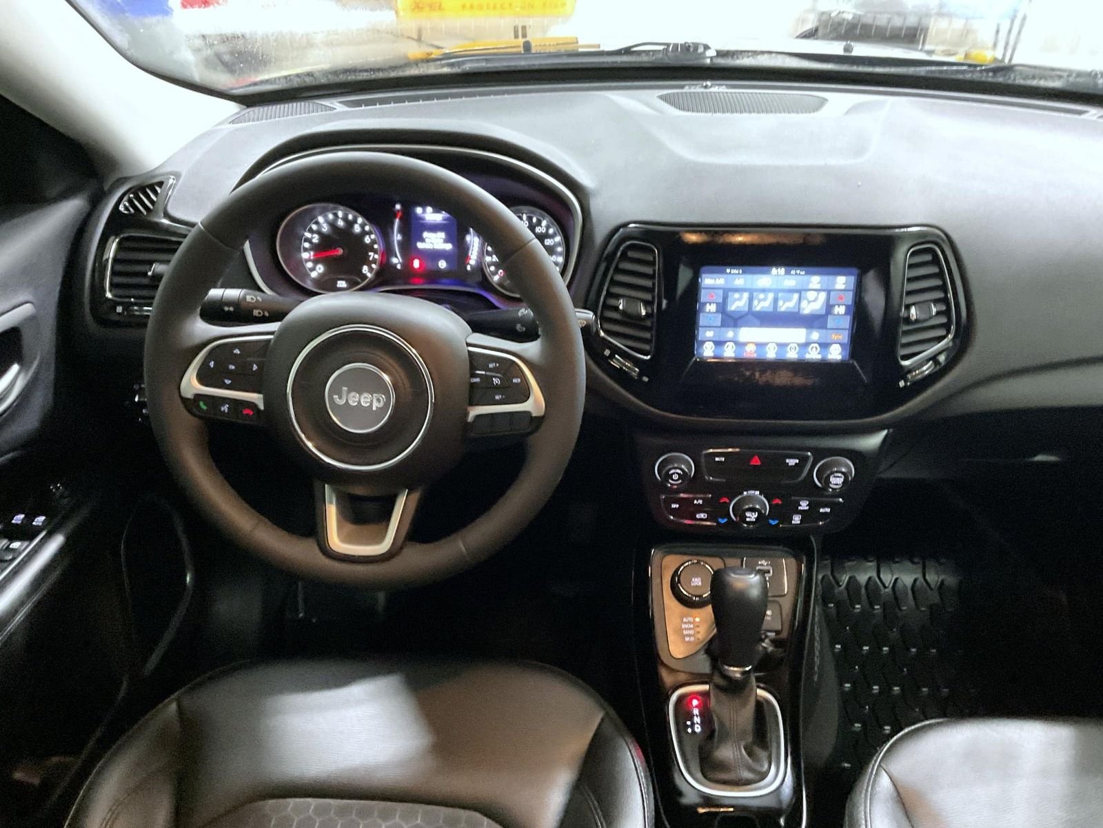 Used 2021 Black Jeep Latitude image 14