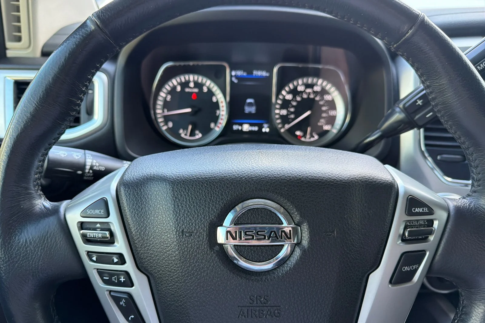 Used 2019 Glacier White Nissan SV image 22