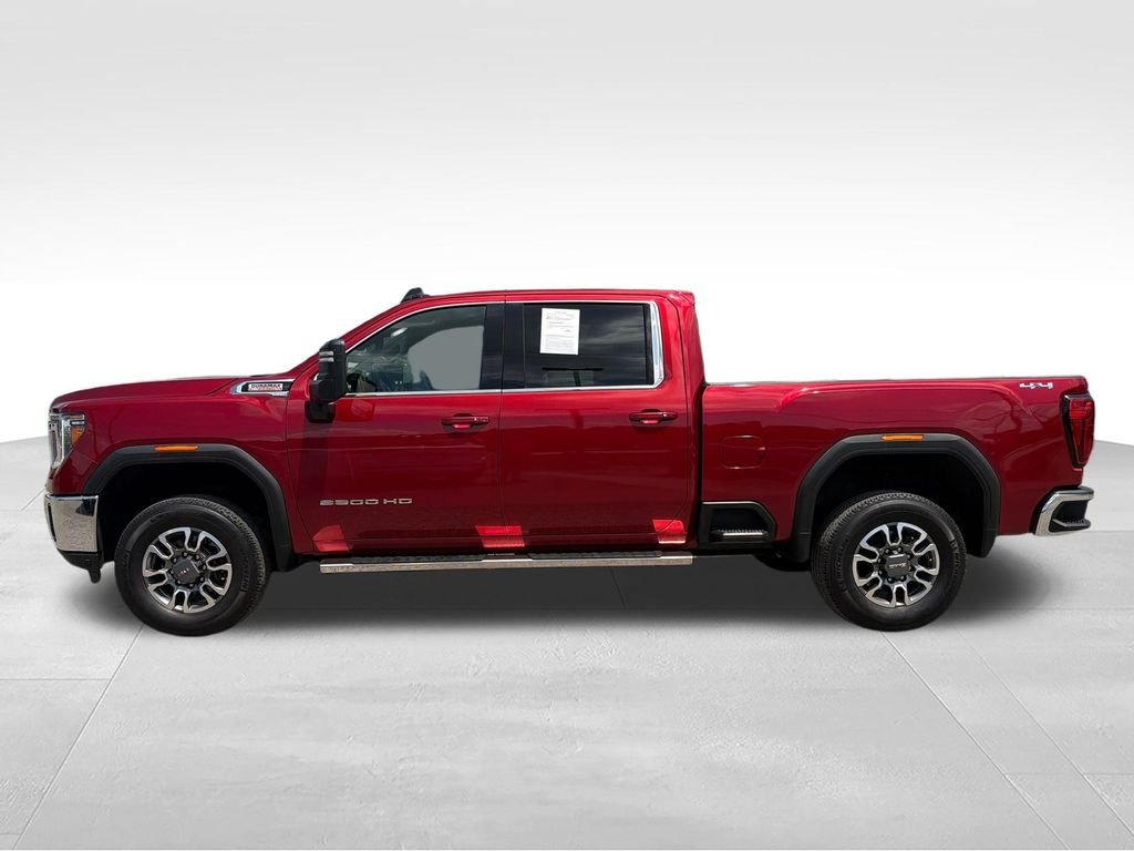 Used 2022 Red GMC SLE image 3