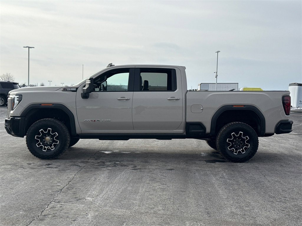 2026 GMC SIERRA HD - Image 4