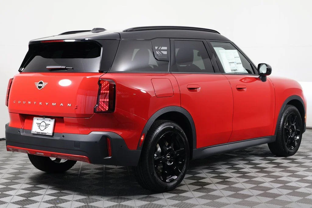 New 2026 Chili Red MINI Oxford Edition image 2
