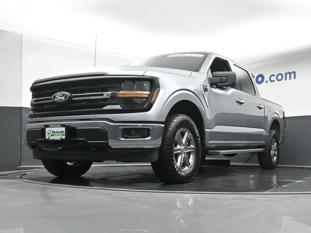 Certified Used 2025 Silver Ford XLT image 8
