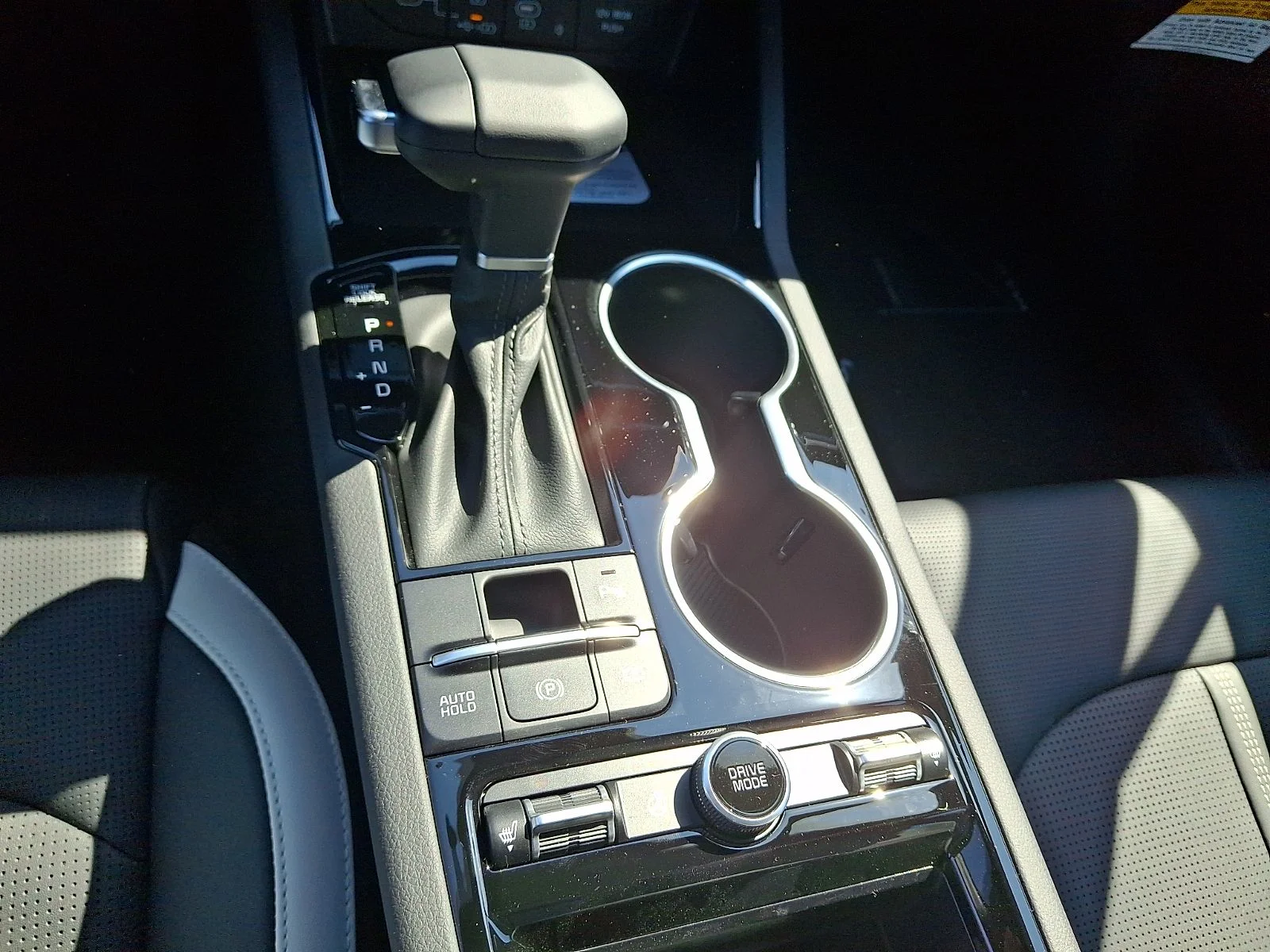 New 2026 White Kia GT-Line image 14
