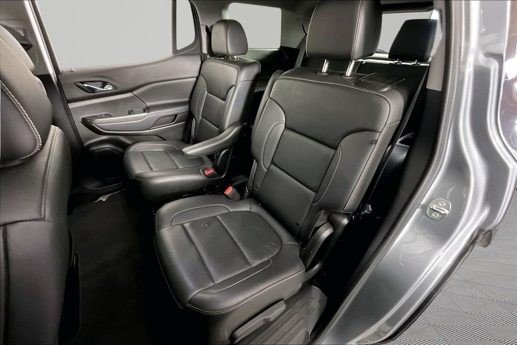 Used 2023 Silver GMC SLT image 20