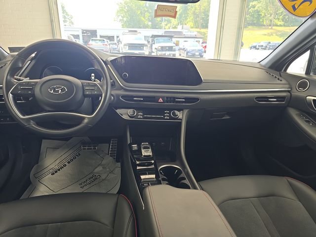 Used 2022 Gray Hyundai SEL Plus image 11