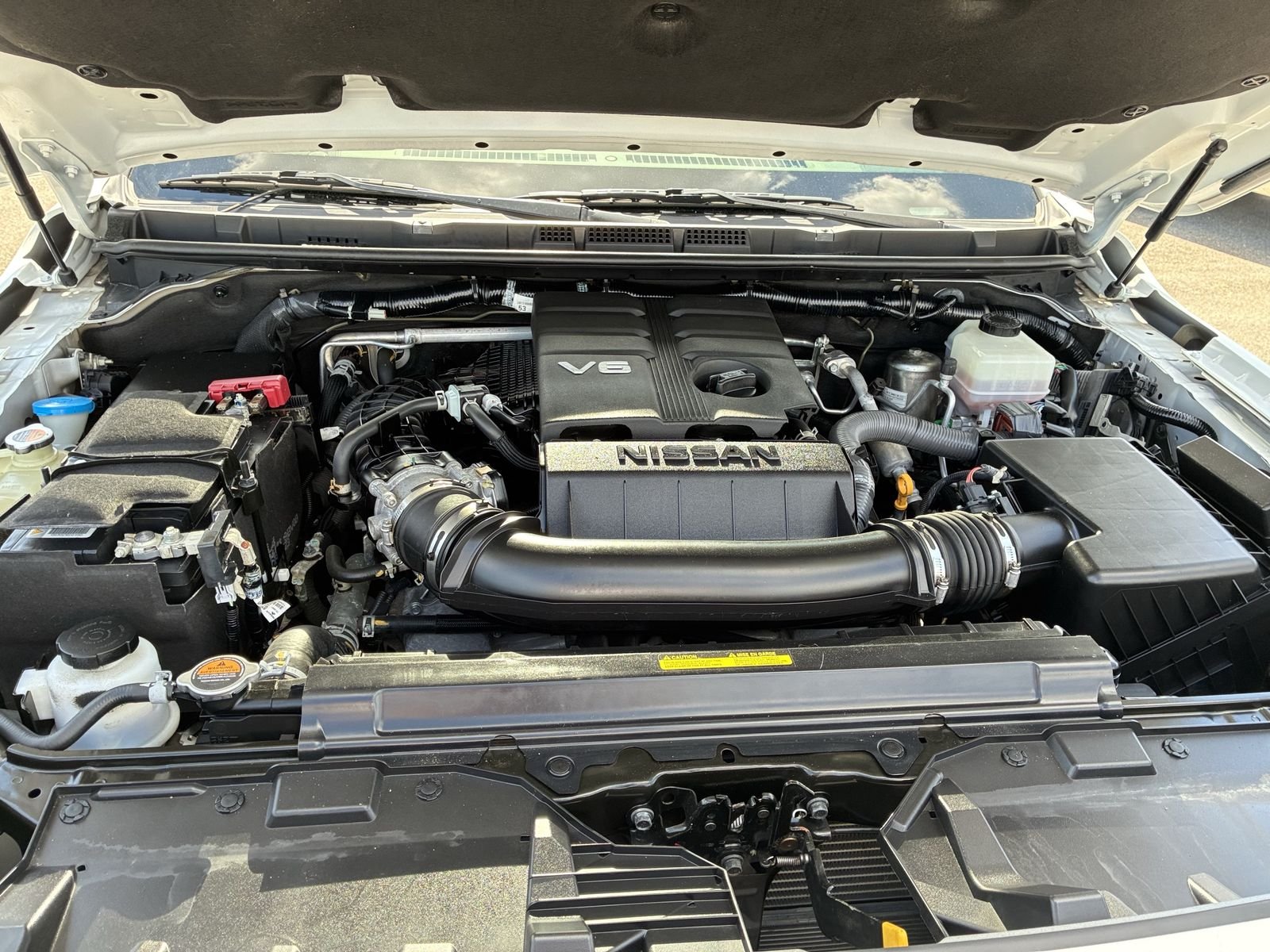 Used 2023 White Nissan SV image 21