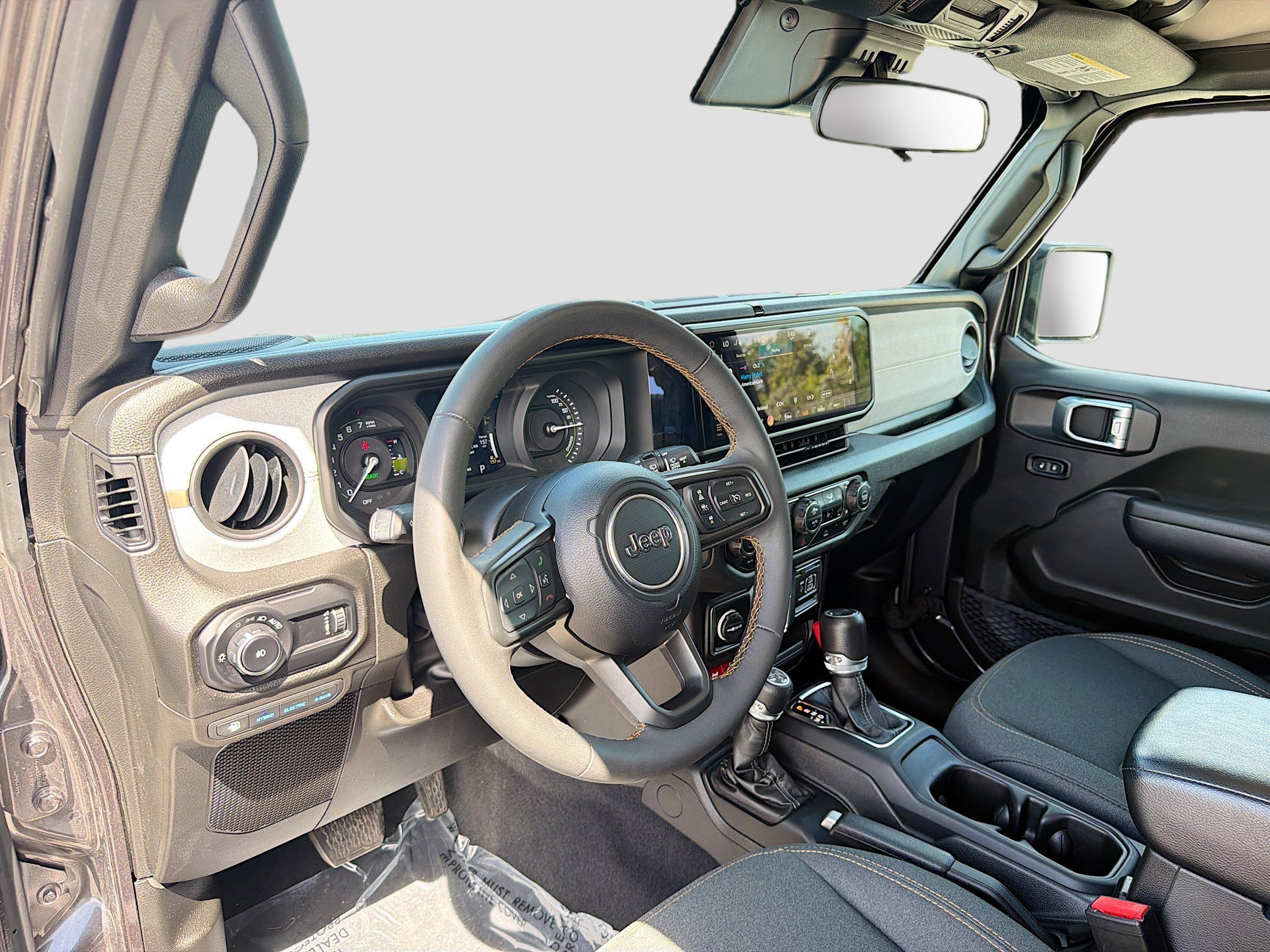 Used 2024 Granite Crystal Metallic Clearcoat Jeep Willys image 25