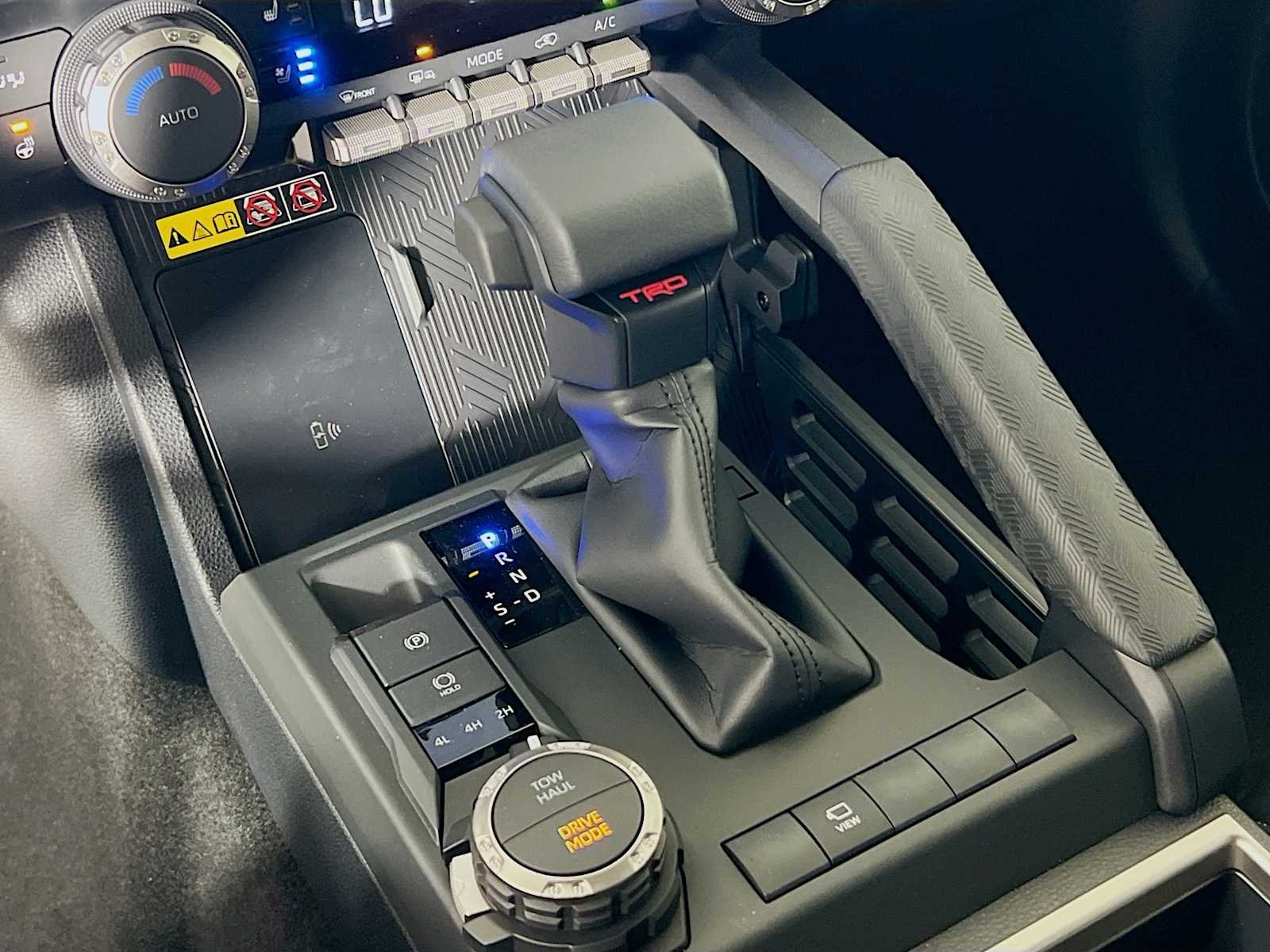 2026 Toyota 4Runner — photo 12
