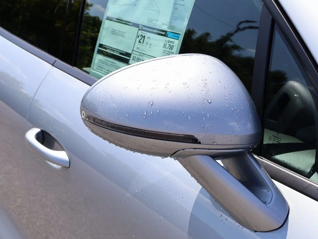 Certified Used 2025 Dolomite Silver Metallic Porsche  image 15