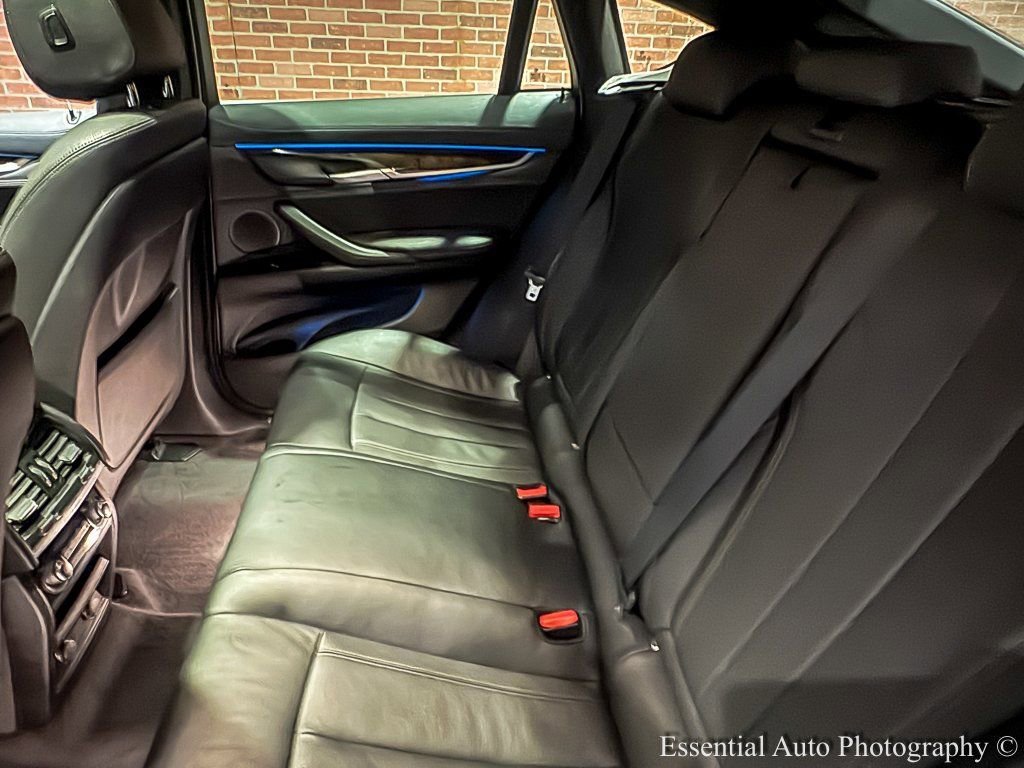 2019 BMW X6 - Image 16