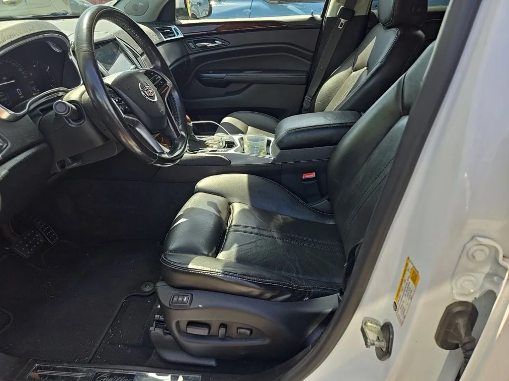 Used 2014 Platinum Ice Tricoat Cadillac Performance image 13