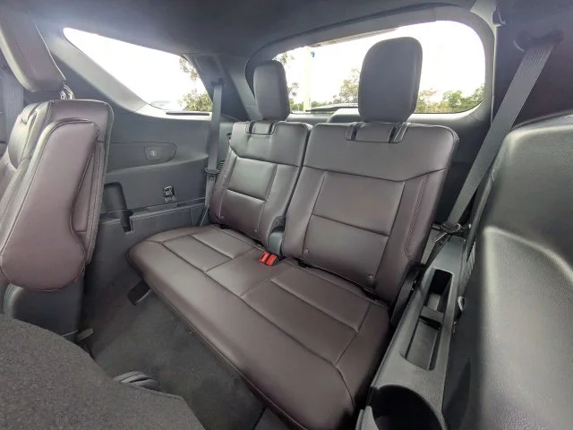 New 2026 Rapid Red Metallic Tinted Clearcoat Ford Platinum™ image 15
