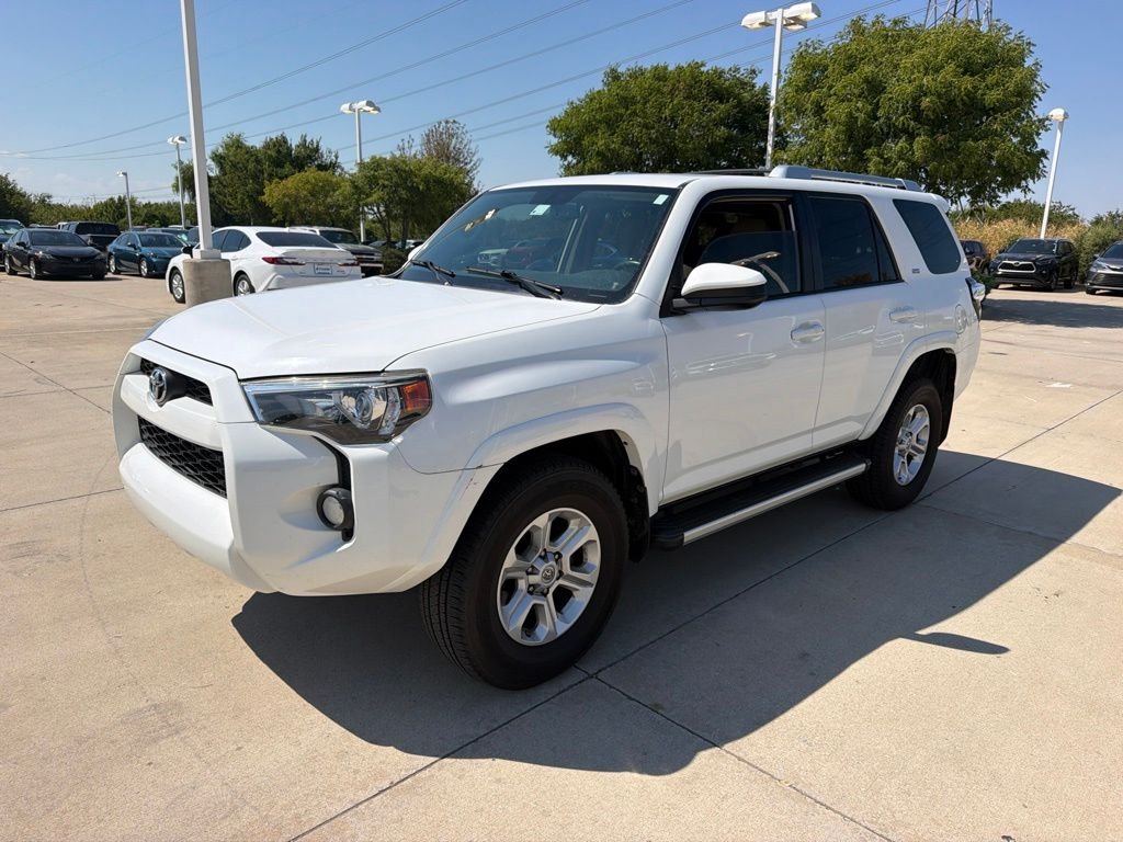 Used 2014 White Toyota SR5 image 1