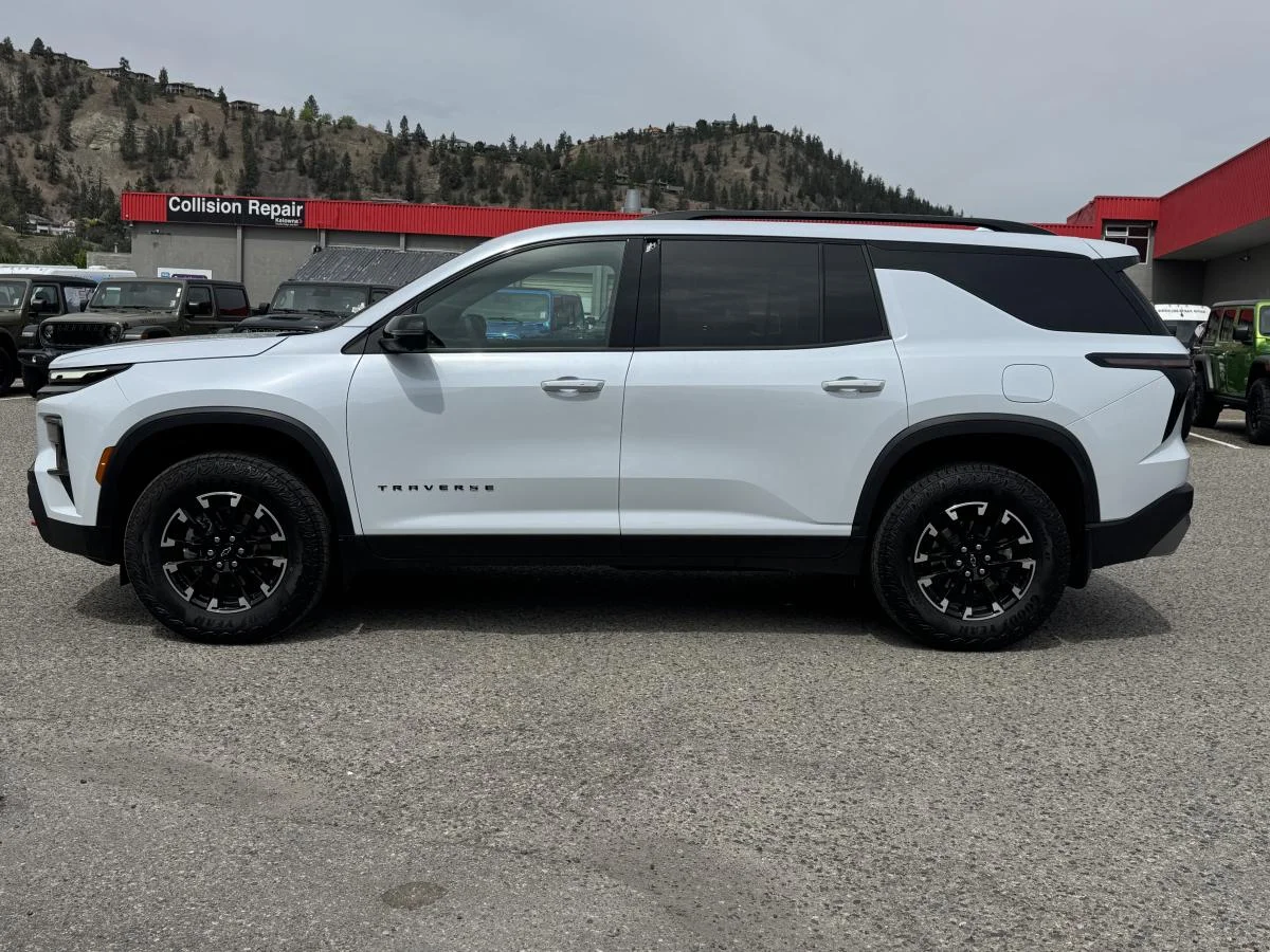 Used 2026 White Chevrolet Z71 image 10