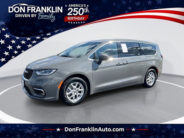 2023 Chrysler Pacifica Touring L