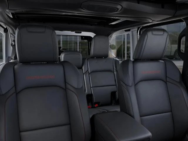 New 2026 Granite Crystal Metallic Clear-Coat Exterior Paint Jeep Rubicon image 78