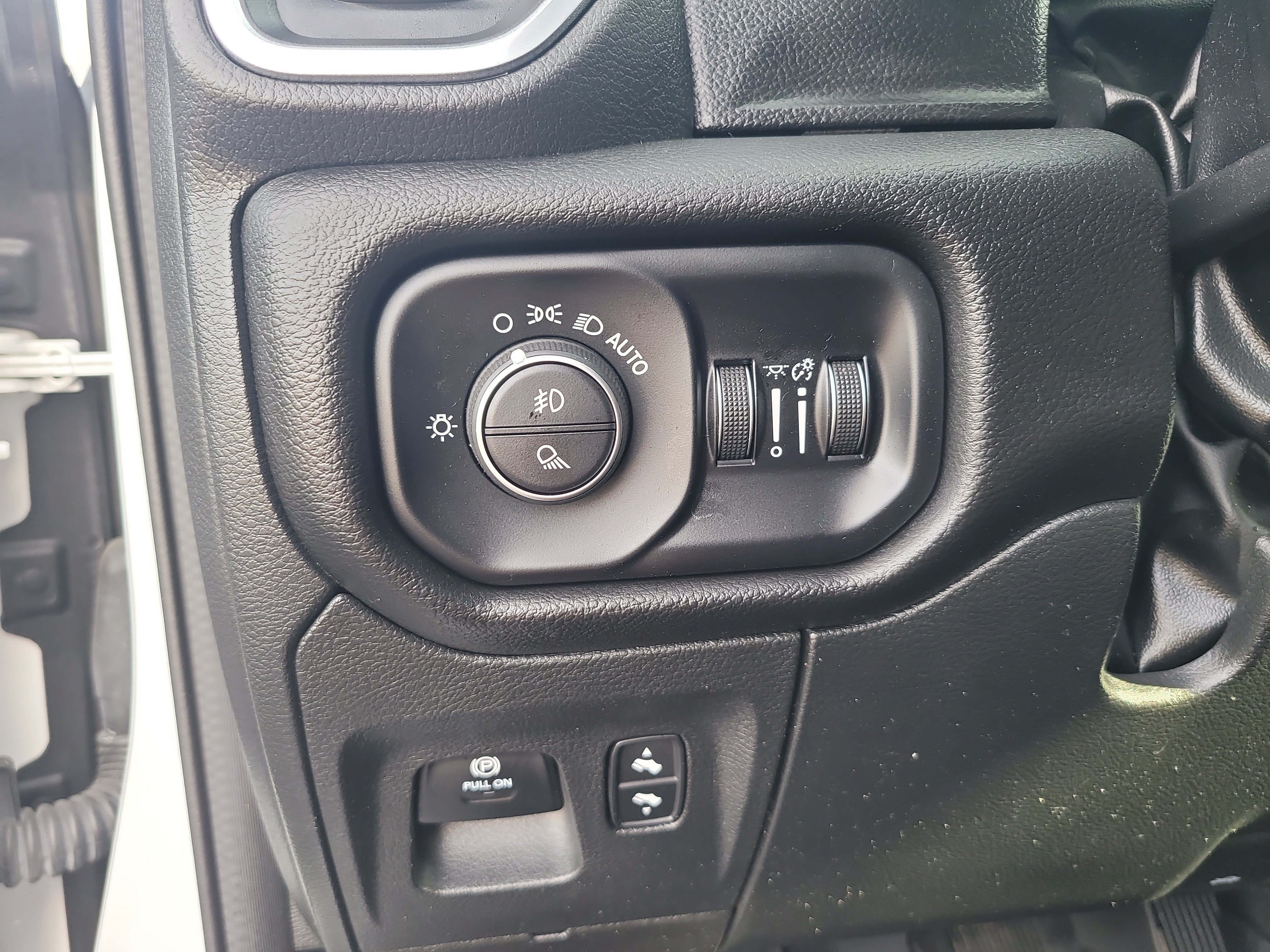 Used 2023 Bright White Clearcoat Ram Laramie image 31