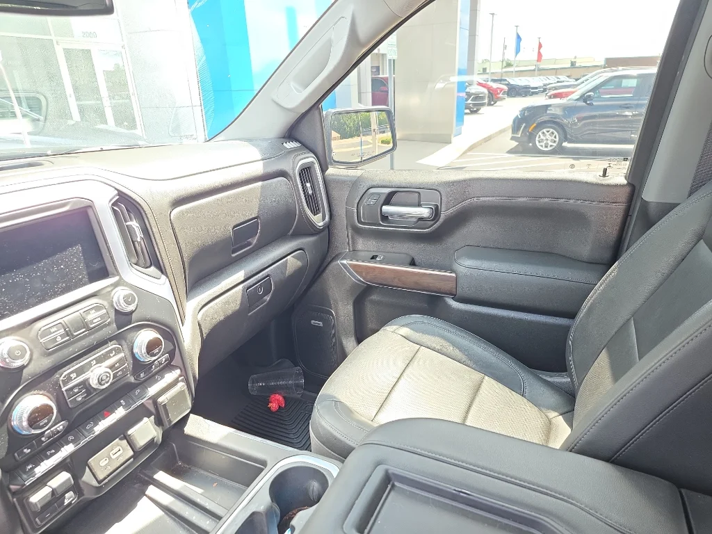 Used 2019 ONYX BLACK GMC SLT image 10