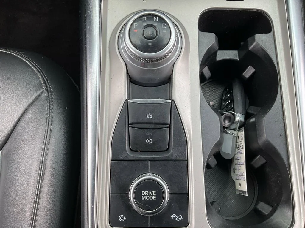 Used 2022 Silver Ford XLT image 36