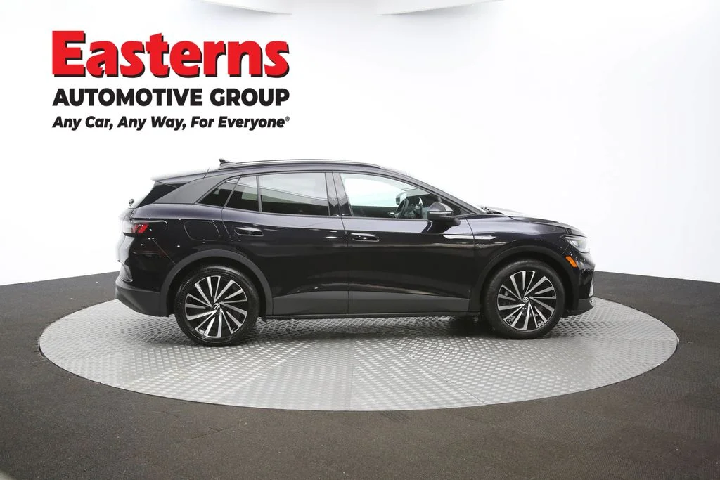 Used 2024 Black Volkswagen S image 41